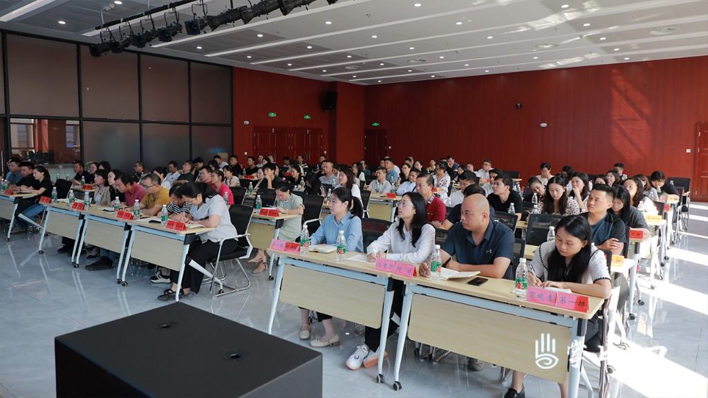 学习贯彻党的二十届三中全会精神区委宣讲团在宣传思想文化系统宣讲