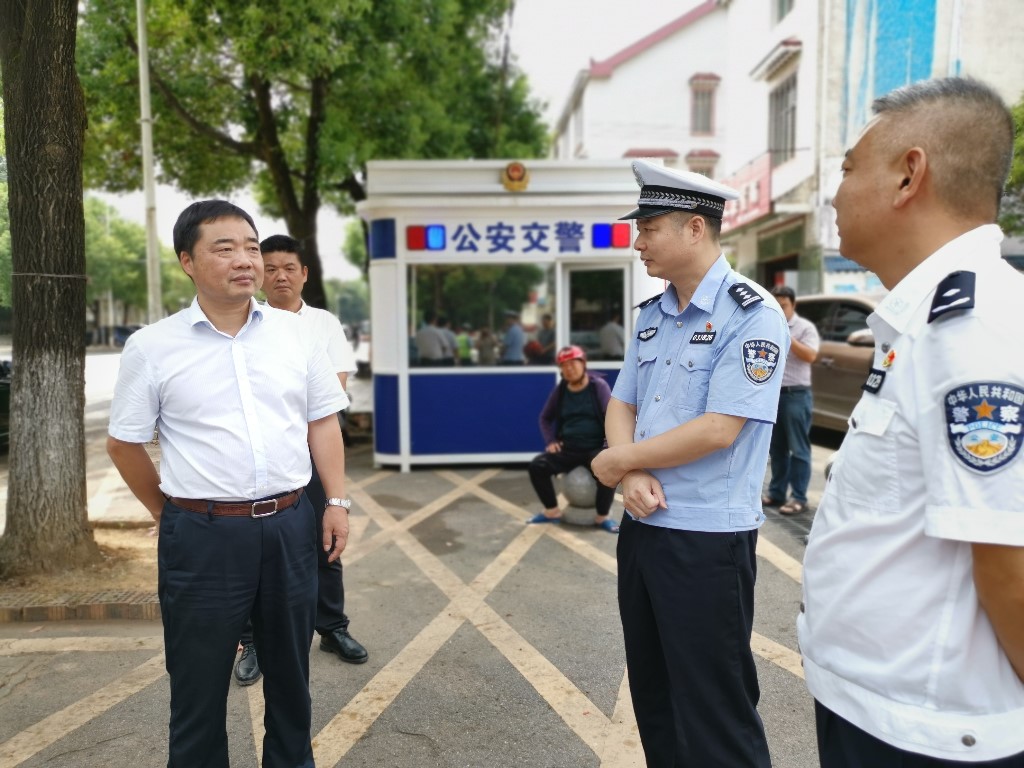 李鹏程督导中秋节前安全生产工作 强调：以“时时放心不下”的责任感，从严守牢守好节前“安全关”