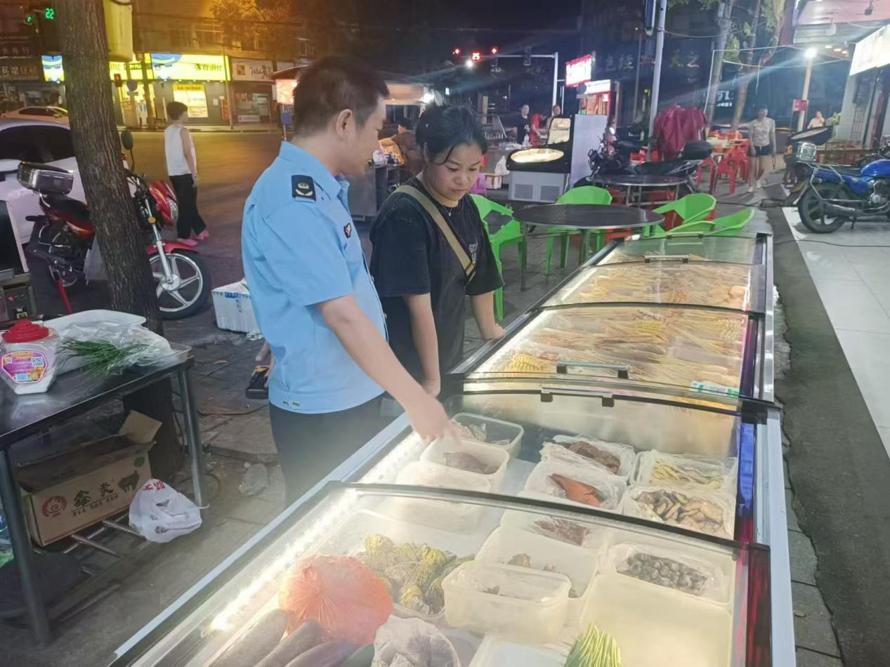 攸县市场监管局开展肉制品大检查，守护夜市好"食"光