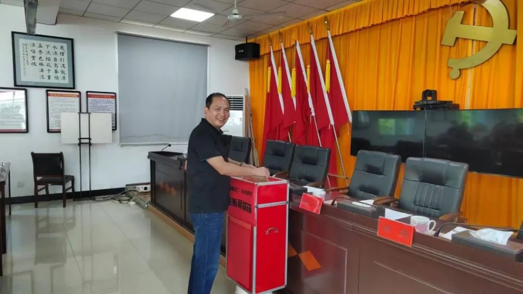 众志成城，共克时艰——龙潭镇开展“情暖渌口·同心救灾”慈善募捐活动
