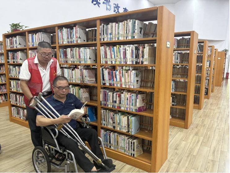 “感知无障碍，共筑和谐”——友好石峰无障碍环境建设体验活动走进石峰区图书馆