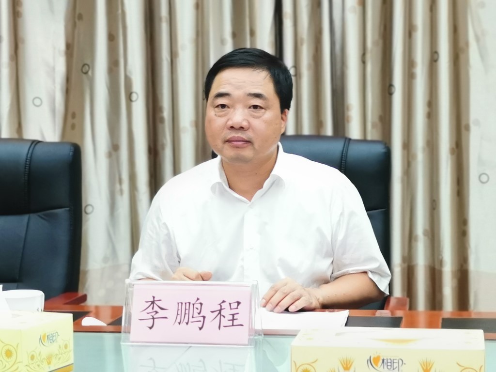 【“两重”“两新”送解优专项行动】李鹏程调研园区企业 为园区高质量发展把脉定向