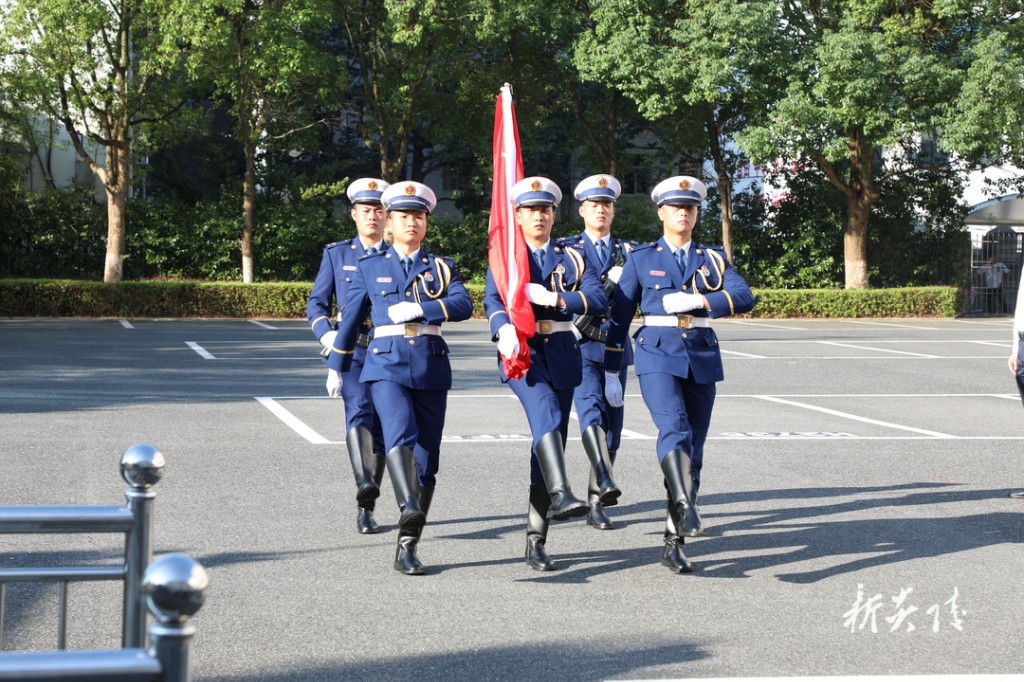 炎陵县举行升国旗仪式 隆重庆祝新中国成立75周年