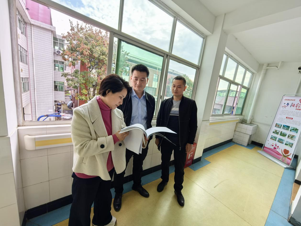 区民政局开展儿童之家验收工作