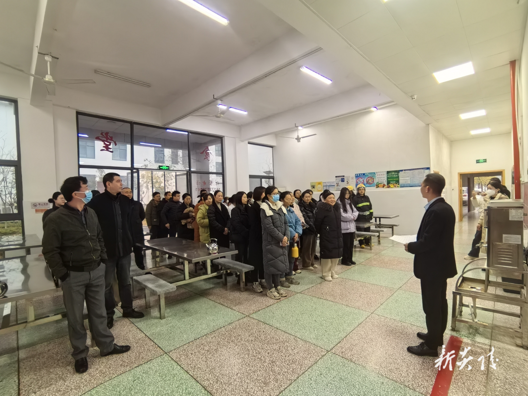 县中医医院开展消防安全培训与应急疏散演练