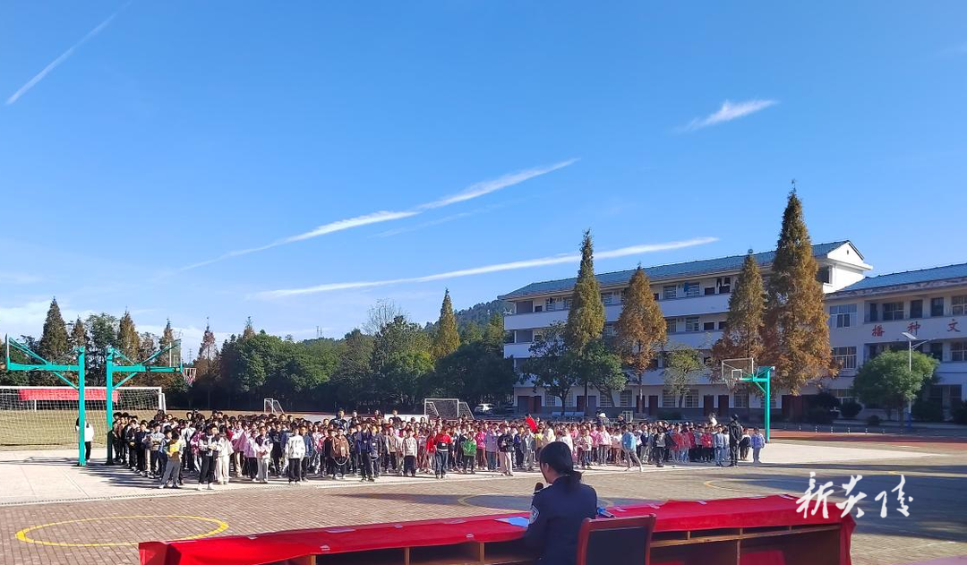 垄溪乡：反恐知识进校园 共筑校园安全墙