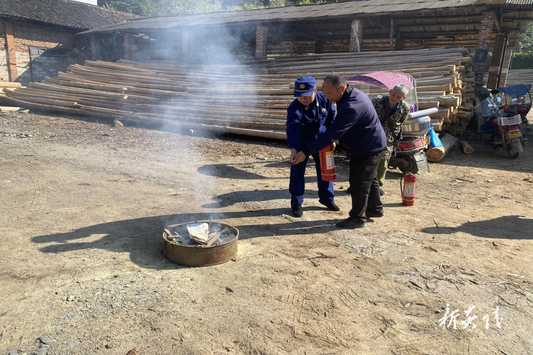 船形乡开展消防安全实操培训