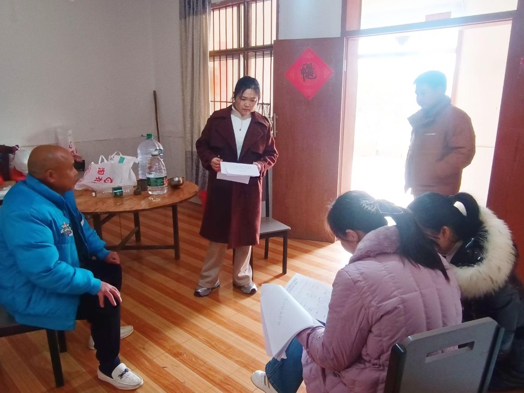 枫溪街道开展低保入户核查 筑牢民生“保障线”