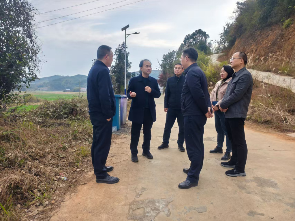 市林业局赴茶陵调研乡村振兴驻村帮扶工作
