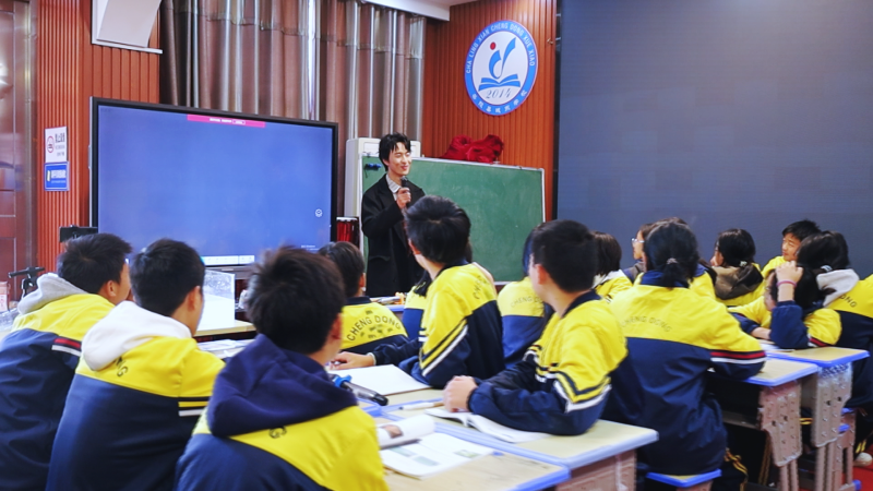 【美好茶陵教育】茶陵县第三届“茶乡风采杯”初中生物、物理课堂教学决赛举行