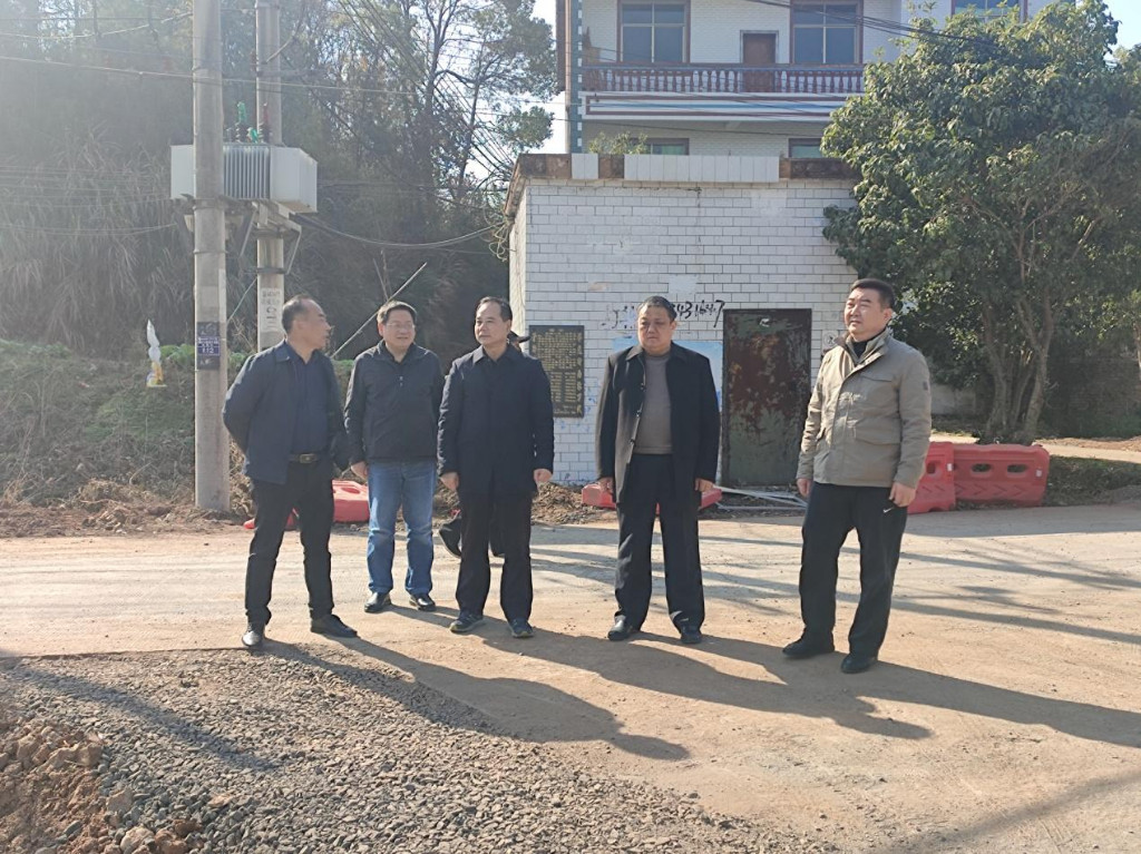 株洲市交通运输局与对口帮扶村开展基层党组织共建活动