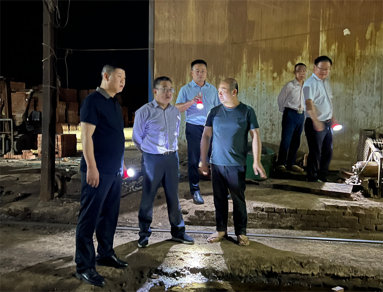 湖南日报对高水平生态环境赋能高质量发展的"株洲样本"进行解读报道