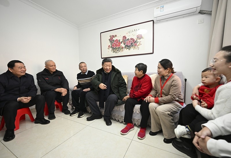 习近平春节前夕赴辽宁看望慰问基层干部群众 向全国各族人民致以美好的新春祝福 祝各族人民幸福安康 祝伟大祖国繁荣昌盛
