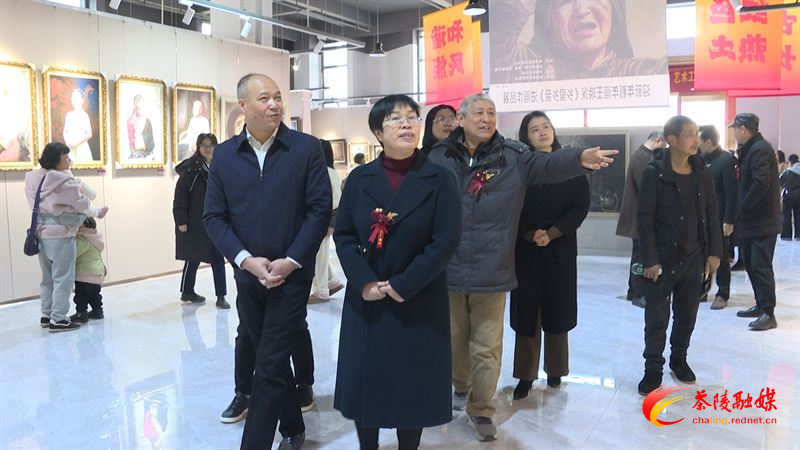 【大年里的好风尚】迎新年看年画 《乡里乡亲》油画作品展开展