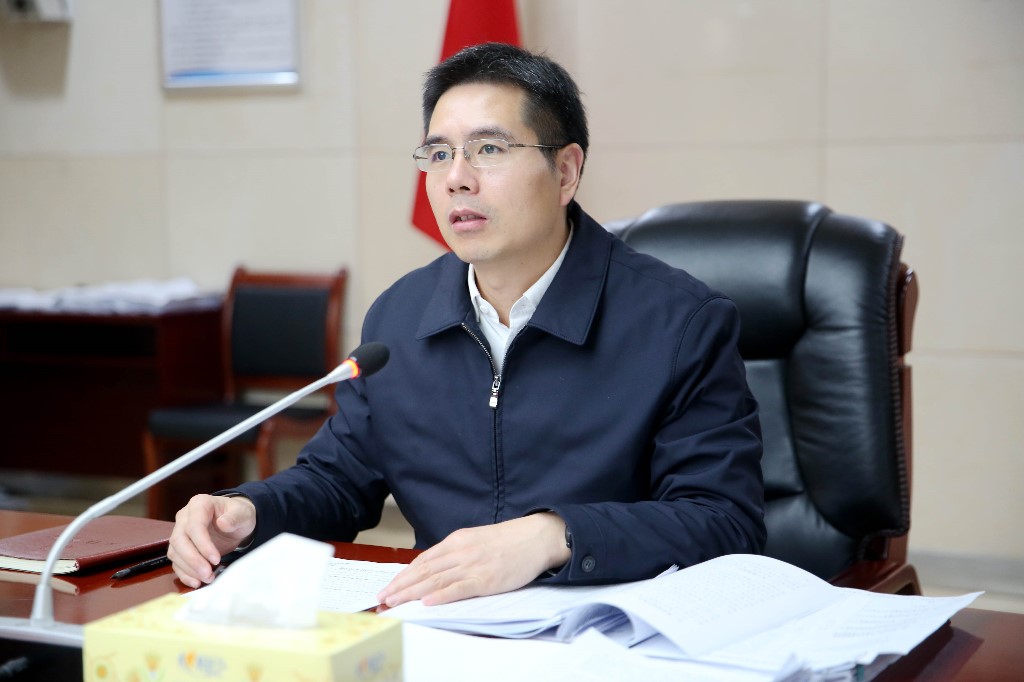 攸县第十八届人民政府召开第42次常务会议