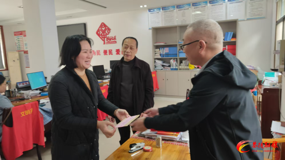 市、县两级社工部开展春节走访慰问活动