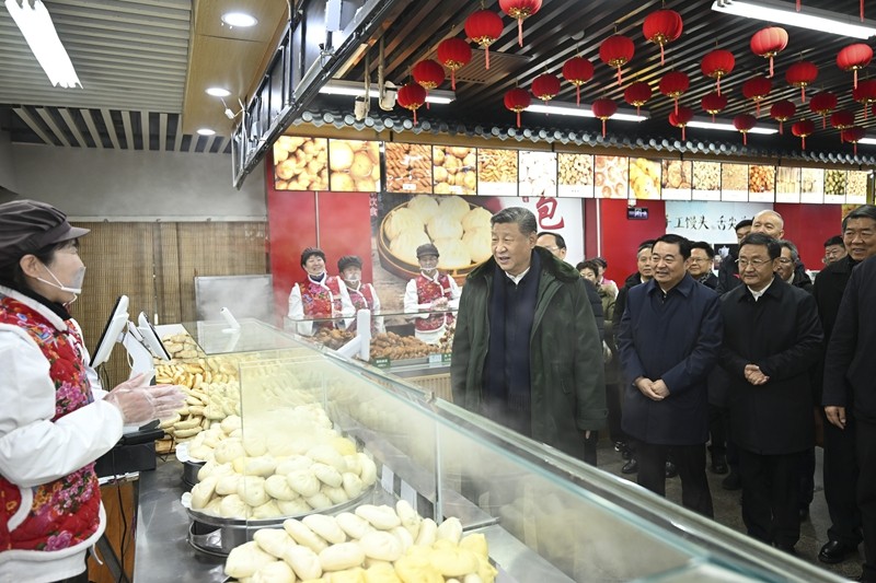 习近平春节前夕赴辽宁看望慰问基层干部群众 向全国各族人民致以美好的新春祝福 祝各族人民幸福安康 祝伟大祖国繁荣昌盛