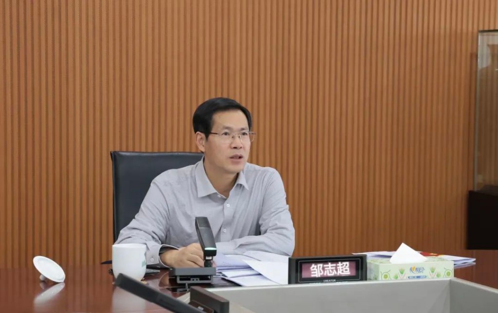 株洲经开区党工委召开会议