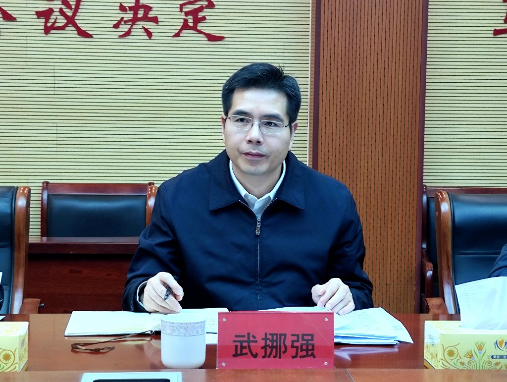 武挪强赴皇图岭镇听取县人大代表意见建议