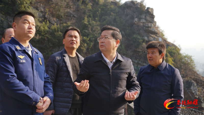 杨红兵带队督导林地林木确权、森林防灭火及安全生产工作