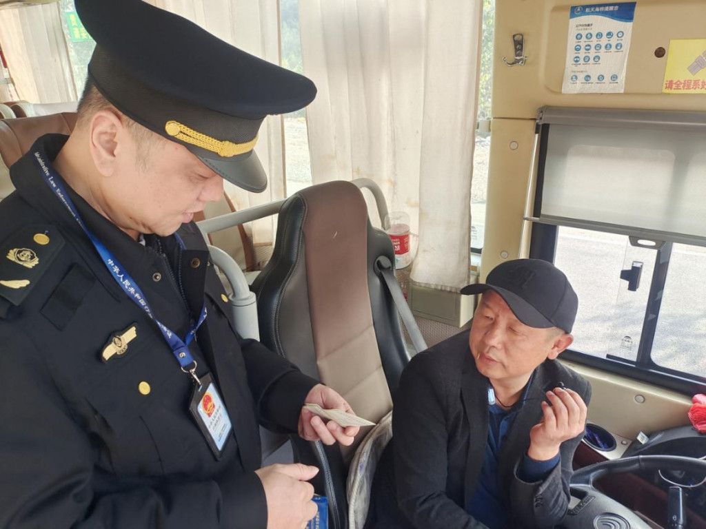 春运2025|渌口交通部门严厉打击非法营运  筑牢春运交通安全防线