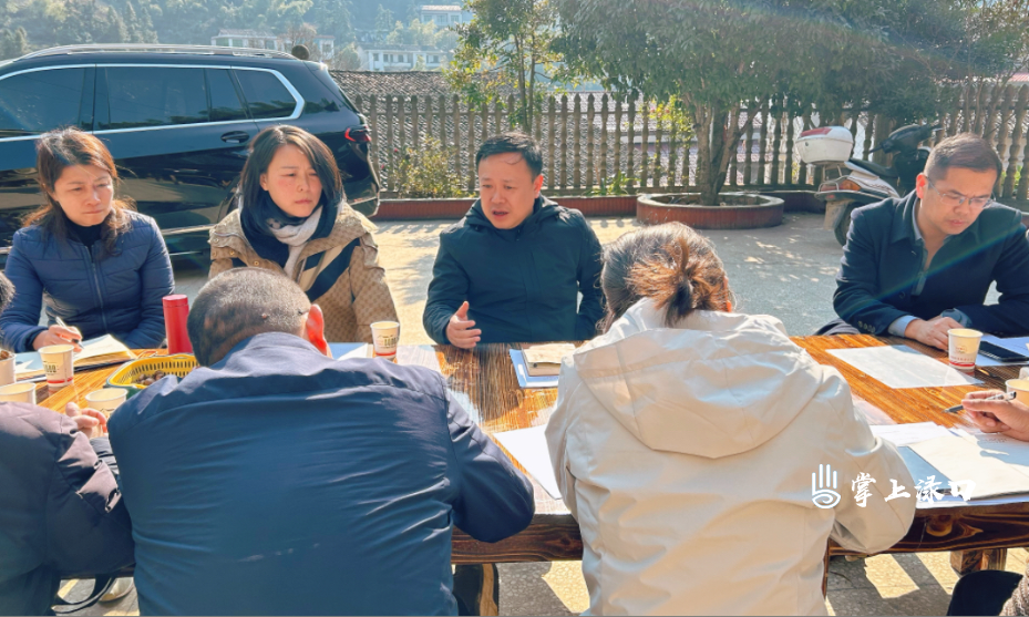 李晓彤到淦田镇调研清溪村幸福工程建设情况
