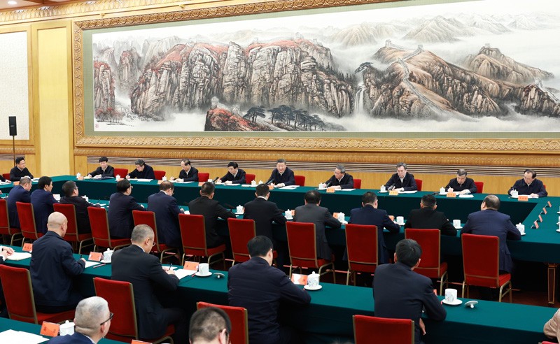 习近平在民营企业座谈会上强调：民营经济发展前景广阔大有可为 民营企业和民营企业家大显身手正当其时