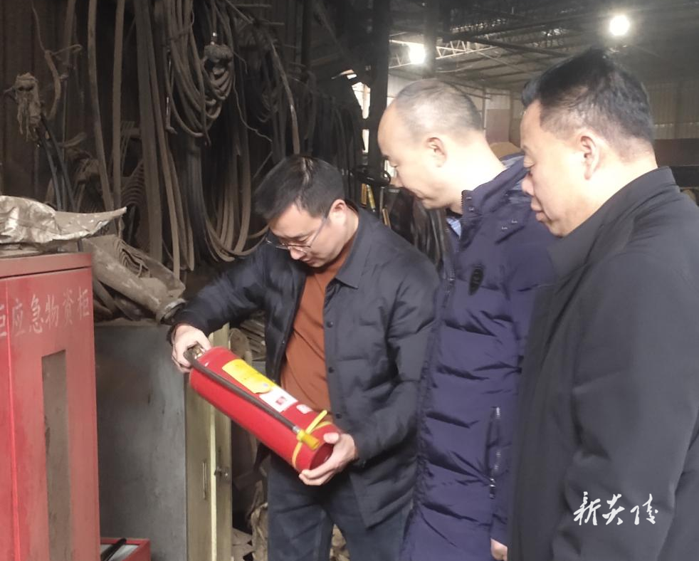 垄溪乡：把好“安全关” 筑牢“平安线”