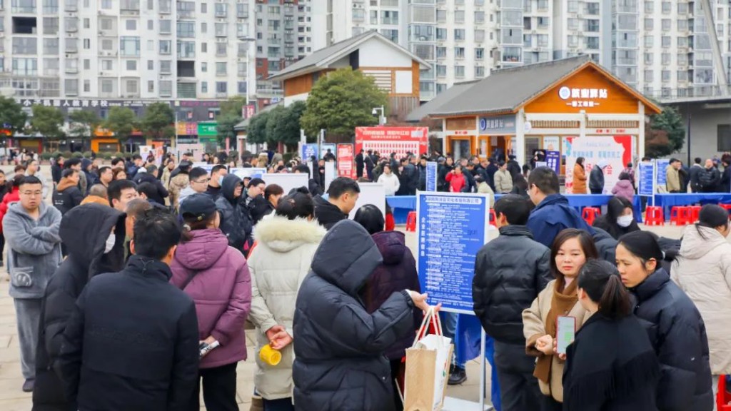 6000 岗位！12000 人次……这场招聘会人气爆棚！