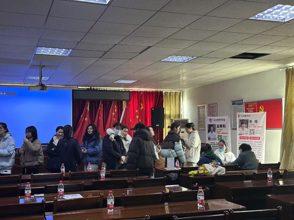 “绽放她力量 共绘新华章”——石峰区城管局“三八”国际妇女节主题活动
