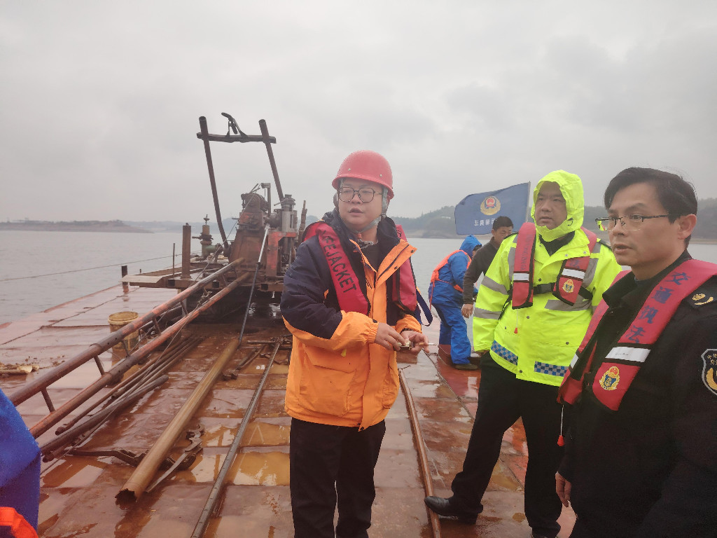 湘江株洲枢纽至天元大桥段航道专项养护工程勘察工作圆满收官