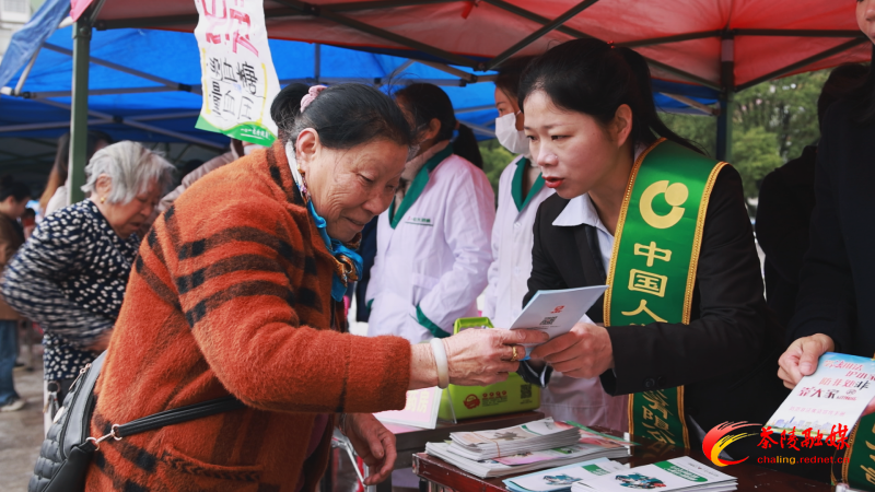 茶陵县开展2025年3·15国际消费者权益保护日宣传活动