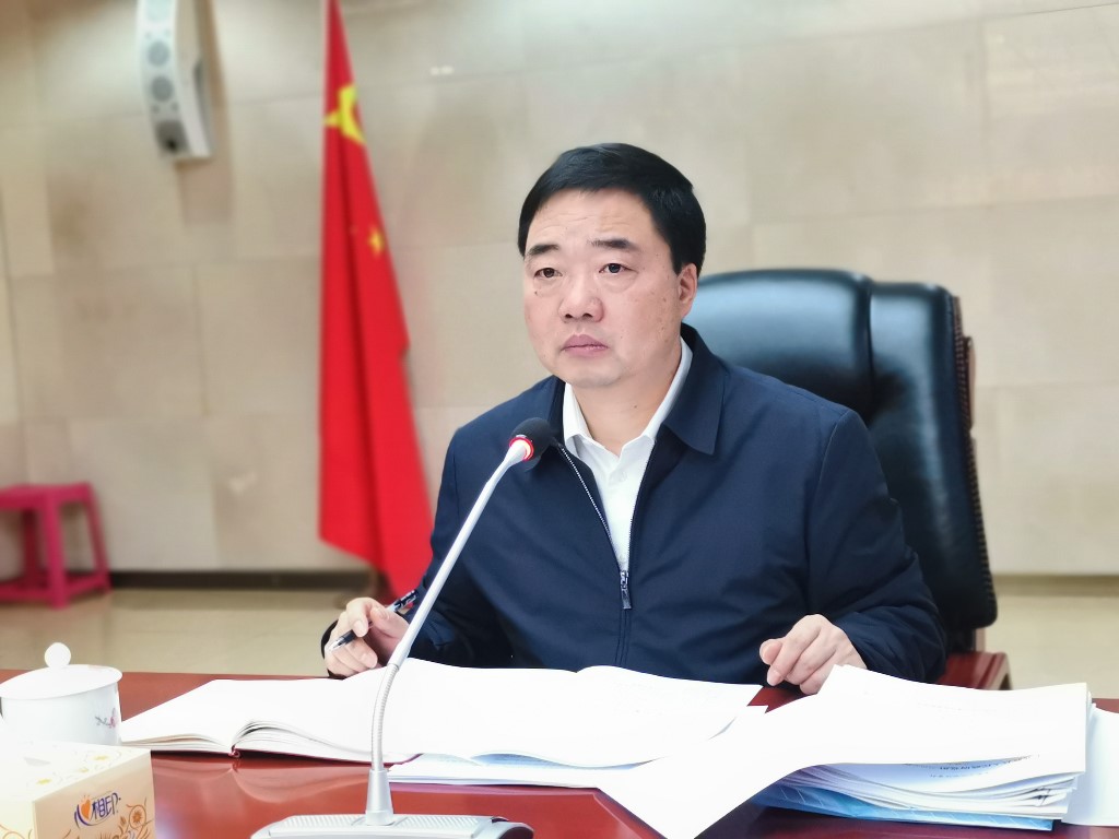 县委常委会2025年第5次会议召开