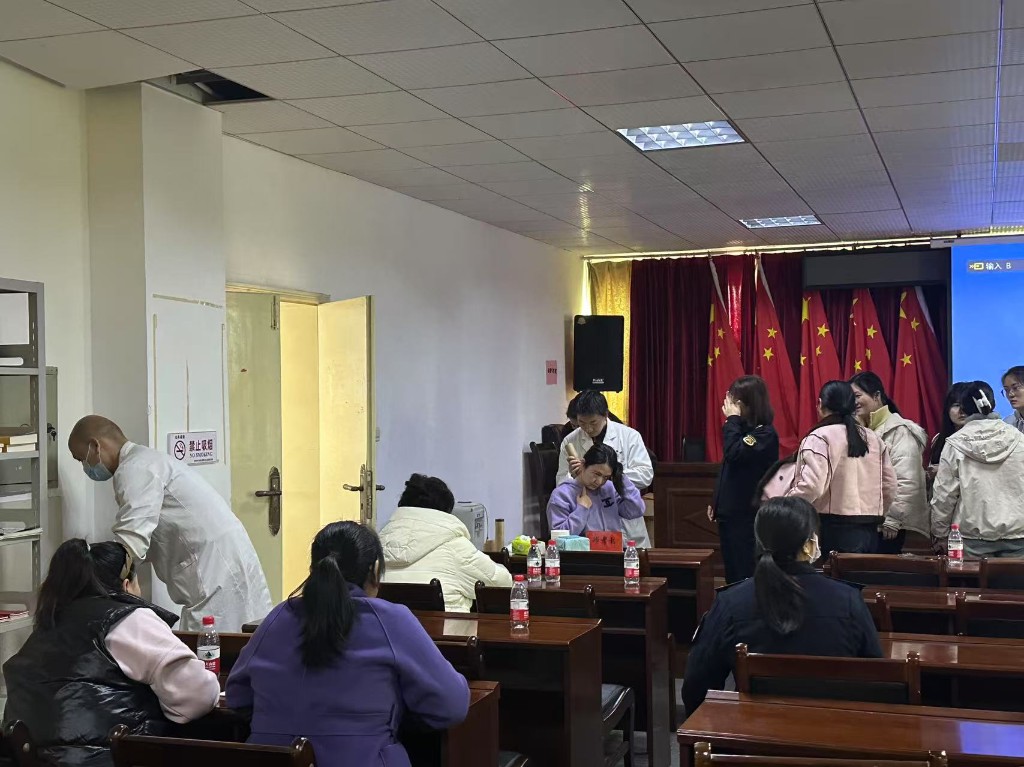 “绽放她力量 共绘新华章”——石峰区城管局“三八”国际妇女节主题活动