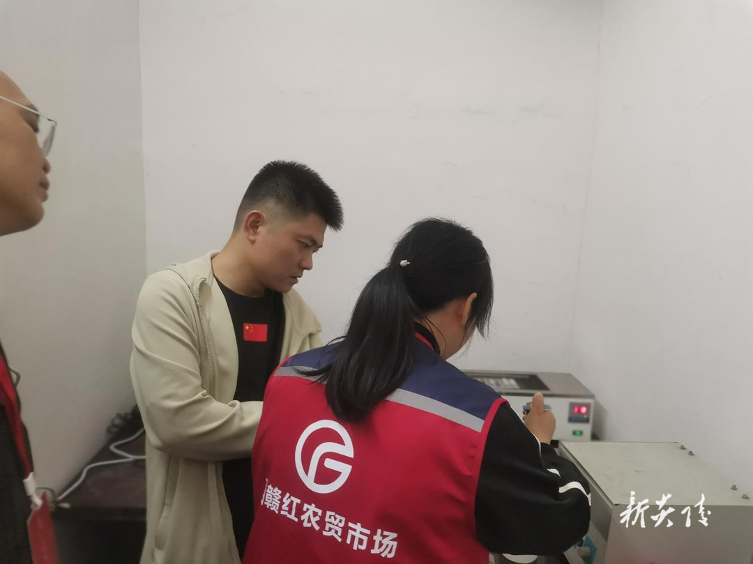 县市场监管局：助力市场食品快检能力提升 守护百姓“菜篮子”