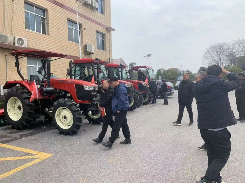 南洲镇召开水稻绿色高产栽培技术培训暨农机社会化服务推广工作会