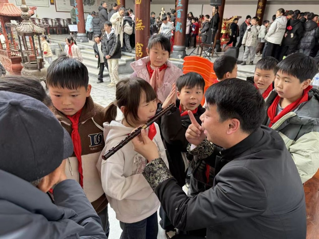 李畋镇：车上村幸福屋场奏响音乐华章