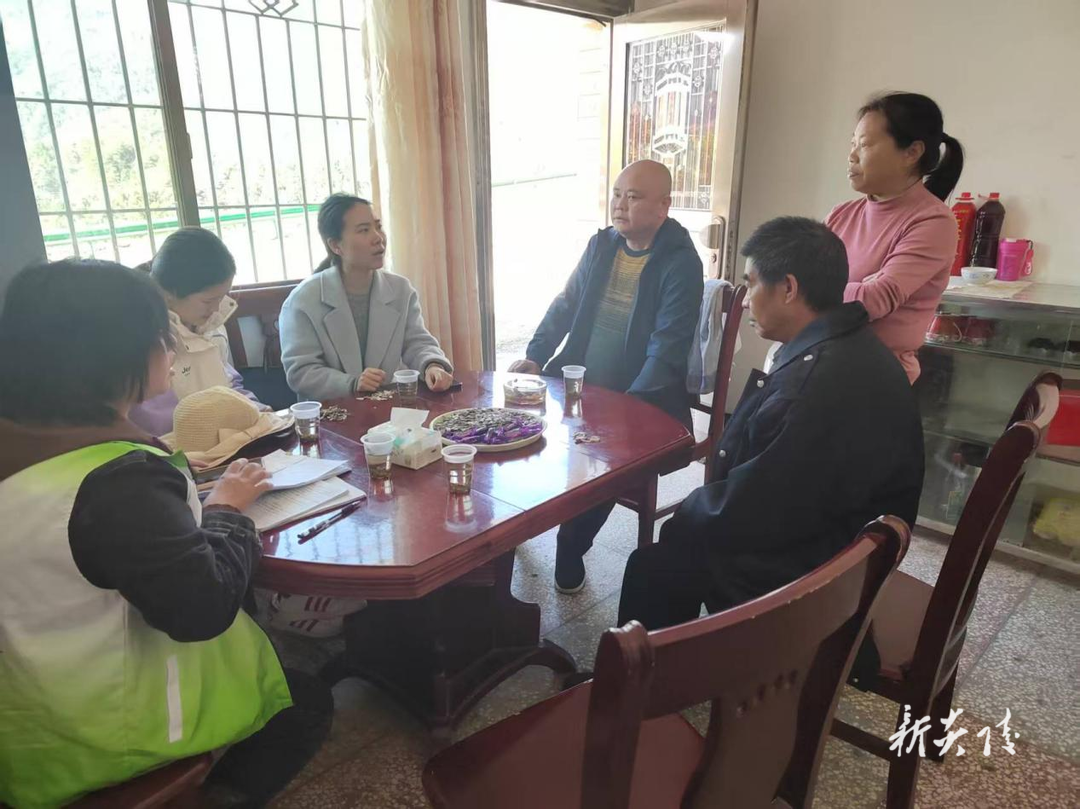 中村瑶族乡开展临时救助入户调查 精准帮扶困难群众