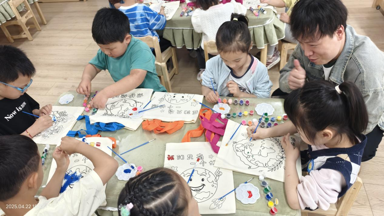渌口区：多元科普宣传“世界地球日”