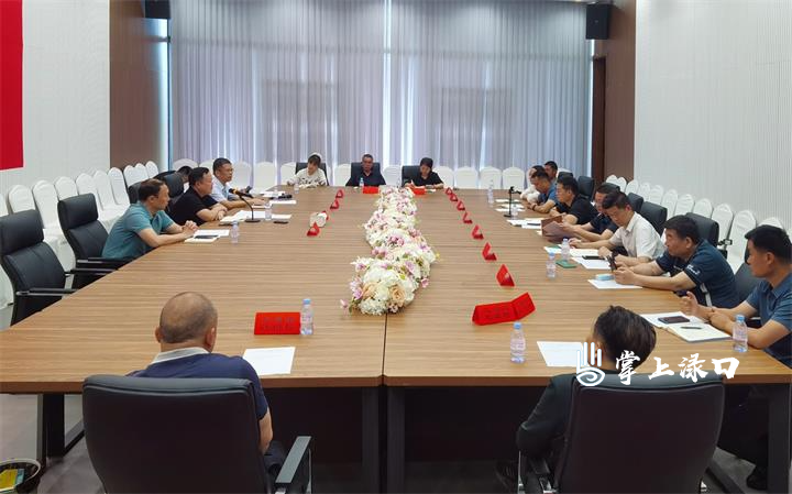 李晓彤到渌口镇调研特色农业产业