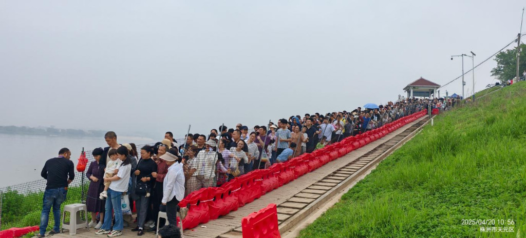 株洲交通执法部门织密古桑洲桑椹节水上安全网