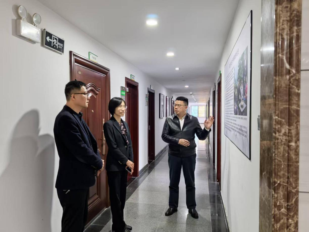 杨桦副市长调研市供销社， 检查分管领域安全生产工作