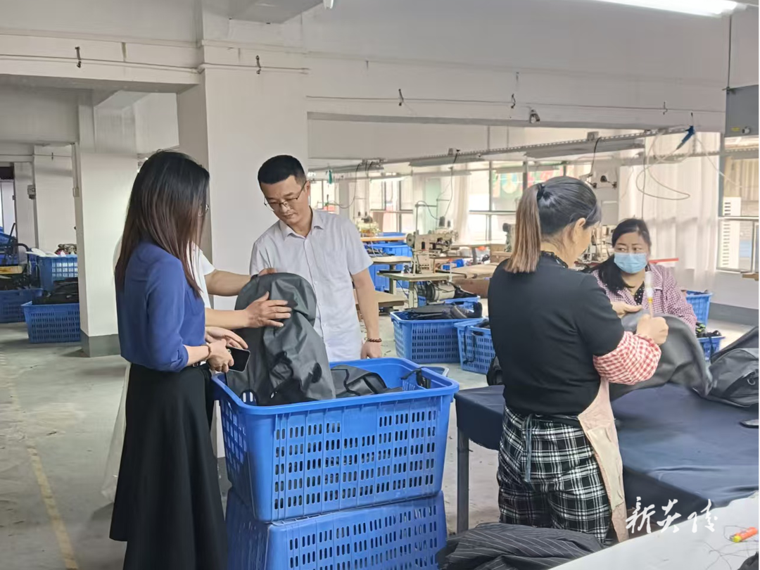 鹿原镇开展“暖企纾困促发展”活动