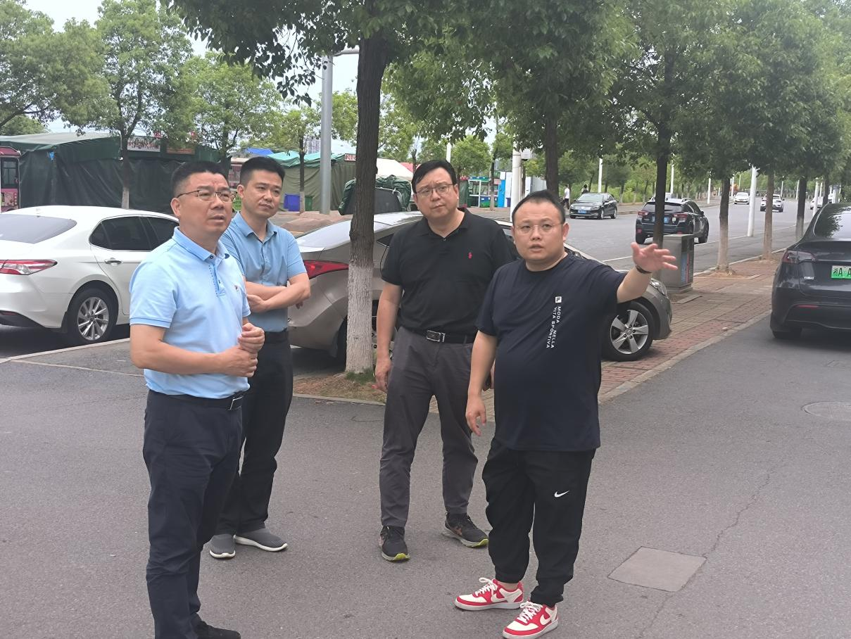 市供销社调研石峰区 “三社合一”综合改革试点工作情况