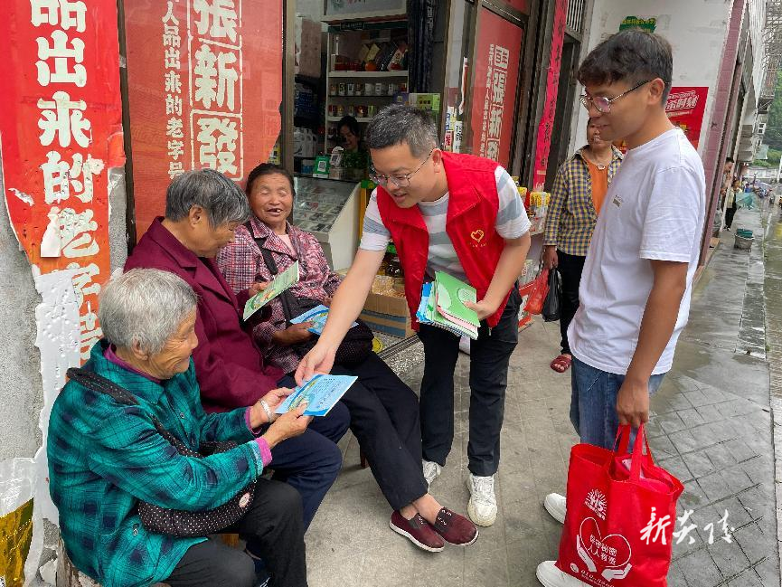 策源乡开展第17个全国防灾减灾日宣传