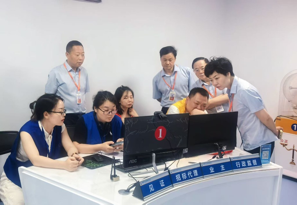 株洲市公共资源交易中心新领导班子深入调研促进公共资源交易高质量发展