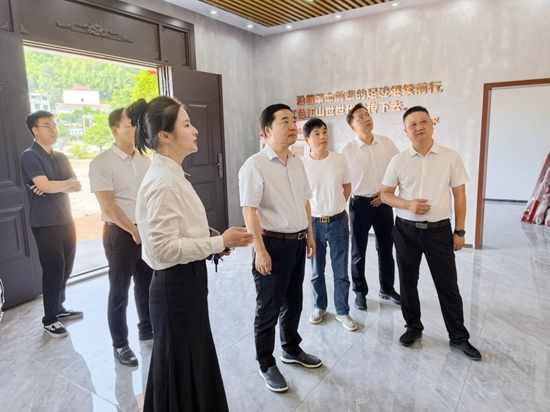 李鹏程调研酒埠江镇经济社会发展情况强调：立足优势 因地制宜推动高质量发展