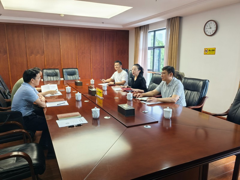 市医保局局长张江华赴市政协汇报工作