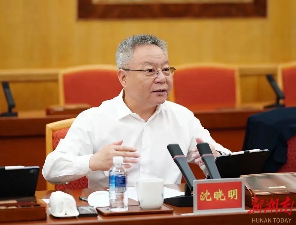 沈晓明主持召开专题会议研究促进高校毕业生留湘来湘工作