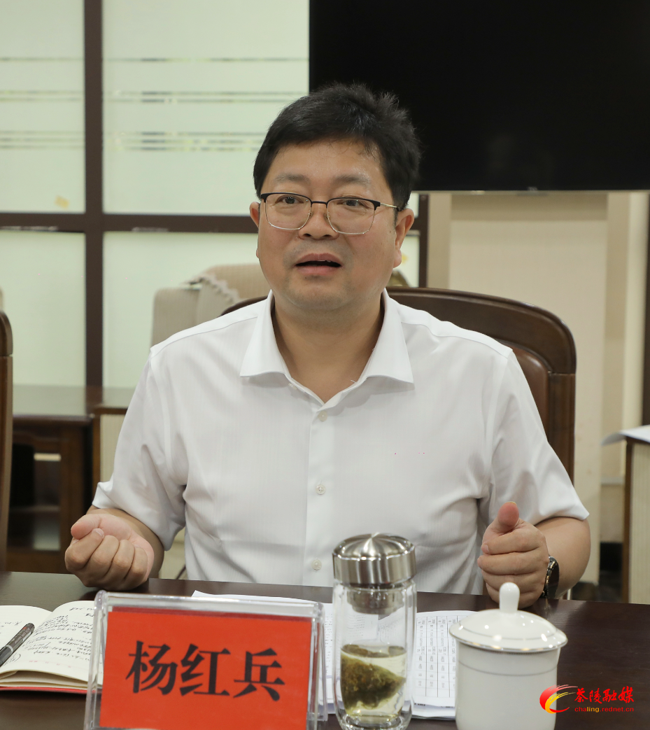 杨红兵到云阳街道调研
